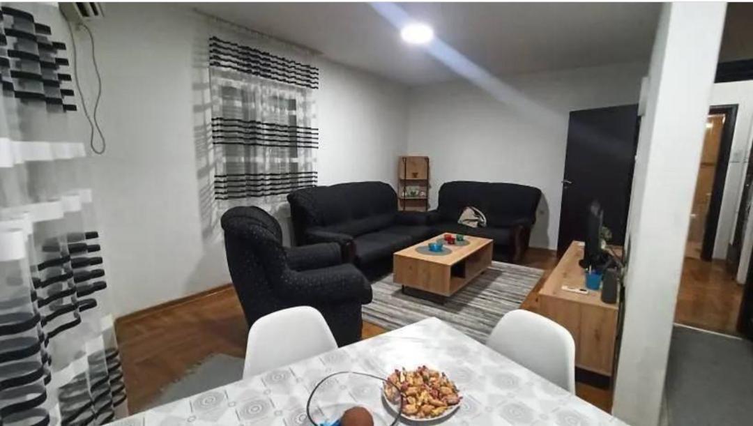 Martha'S Place Drac Podgorica Luaran gambar